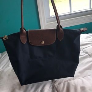 Longchamp size medium